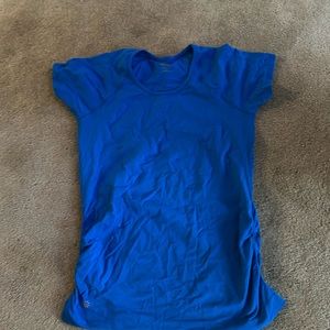 Athleta workout top size large